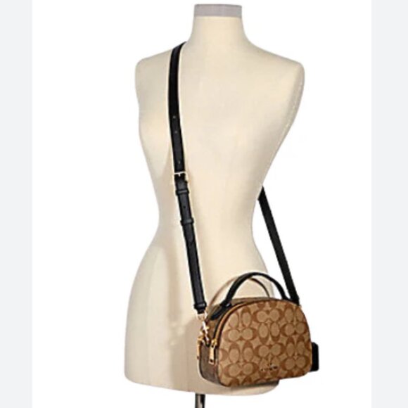 Coach 🆕️Serena Signature Canvas ✨ Gold Tone Hardware with Signature Coach Tag✨️ - Picture 1 of 16